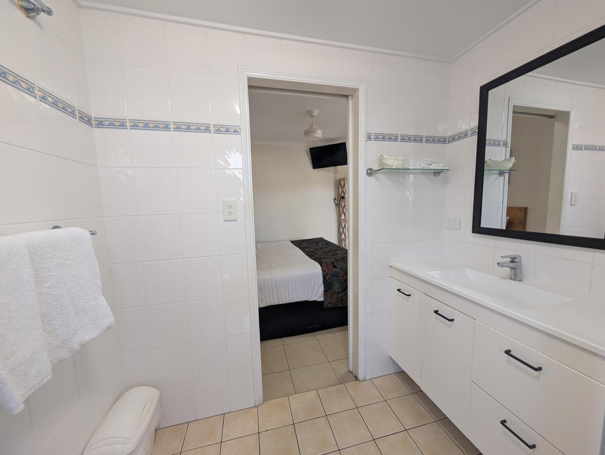 Rose Bay Resort Bowen Extérieur photo