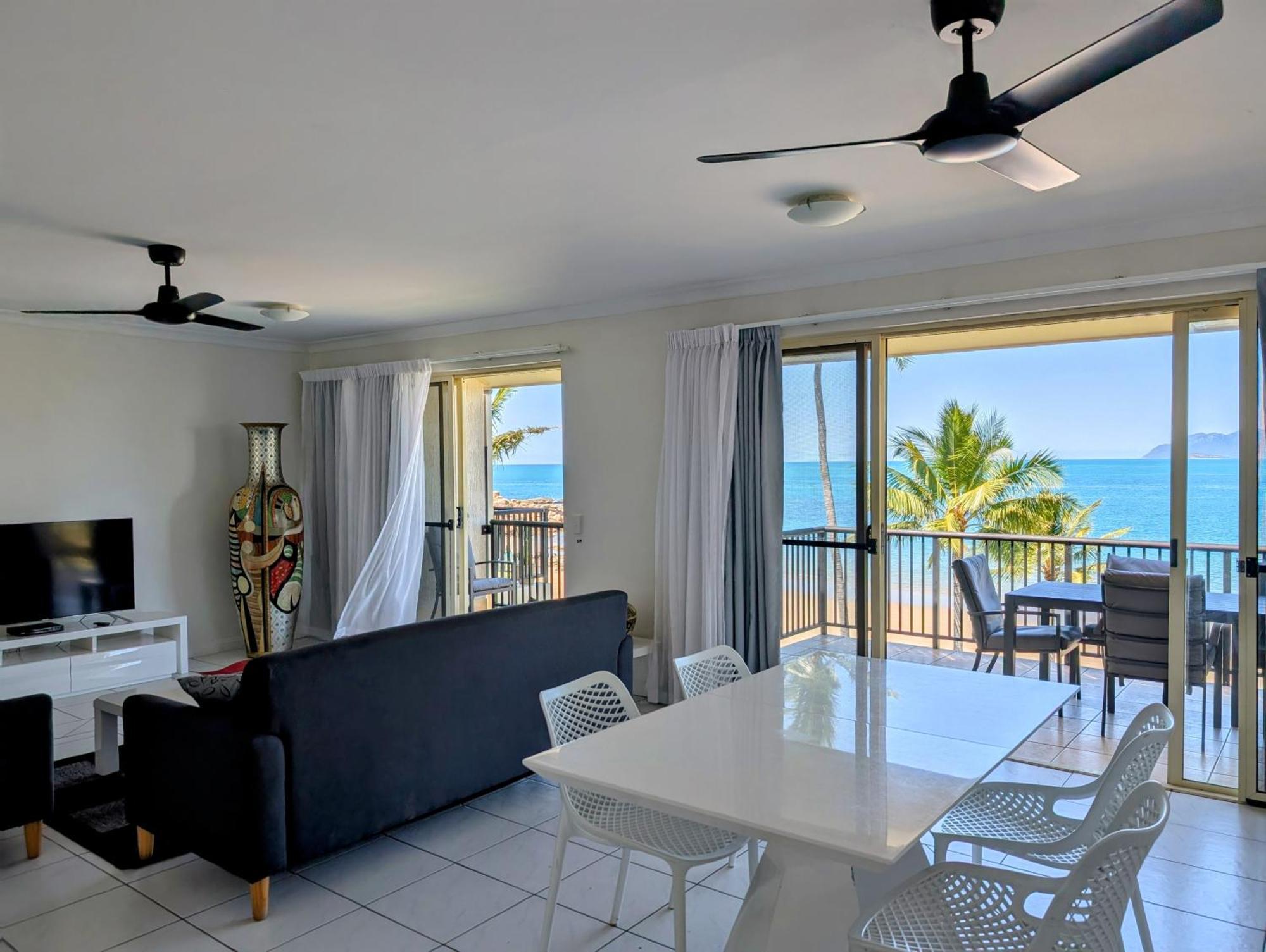 Rose Bay Resort Bowen Extérieur photo