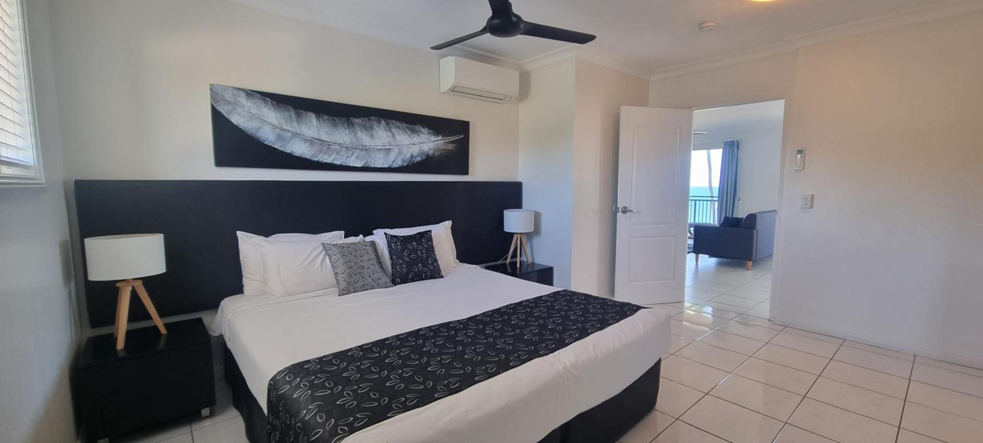 Rose Bay Resort Bowen Extérieur photo
